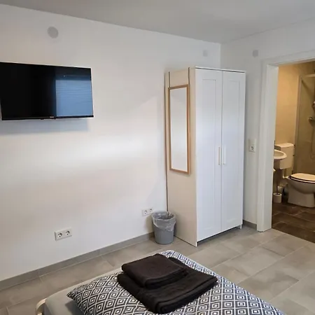 Uebernachtung By Tag * 카셀