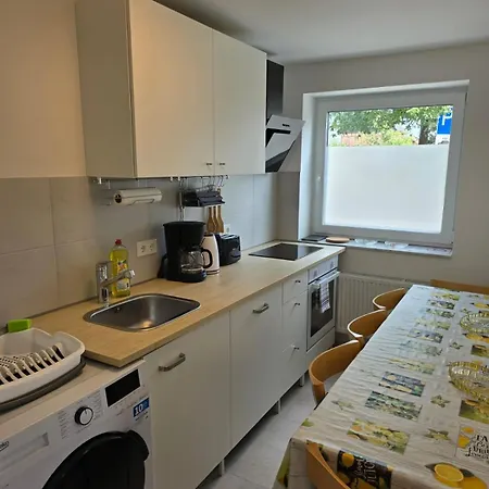 Apartment Uebernachtung By Tag Kassel