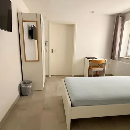 Uebernachtung By Tag