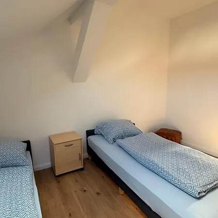 아파트 Uebernachtung By Tag