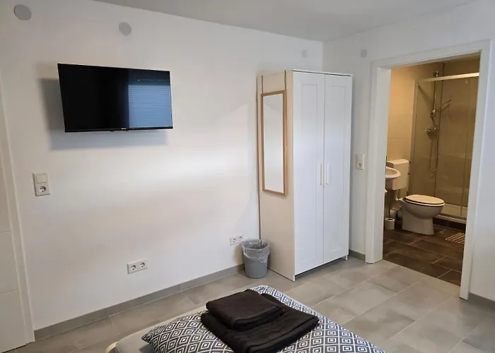 Uebernachtung By Tag * Kassel