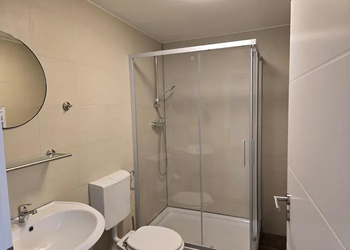 Uebernachtung By Tag *