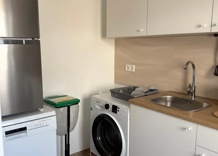 Apartment Uebernachtung By Tag Kassel