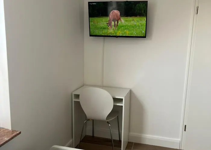 Uebernachtung By Tag Daire