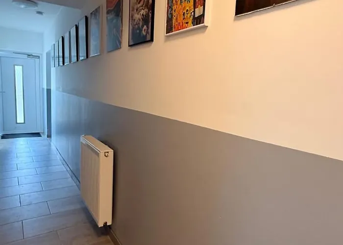 Uebernachtung By Tag Daire