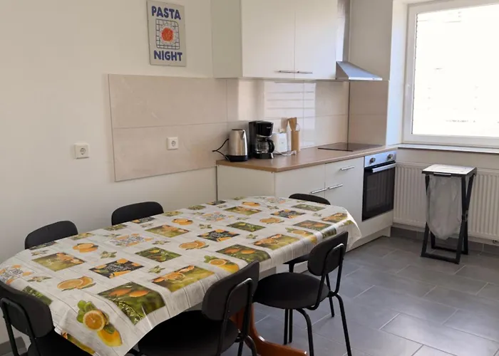 Uebernachtung By Tag Apartment