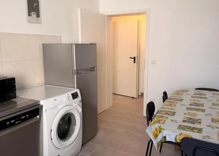 Apartment Uebernachtung By Tag Kassel